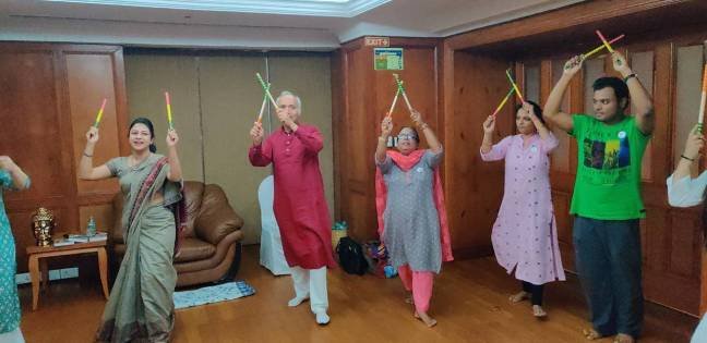Celebrating-The-Prayer-Of-Love-Through-Dandiya-On-Maha-Mantra